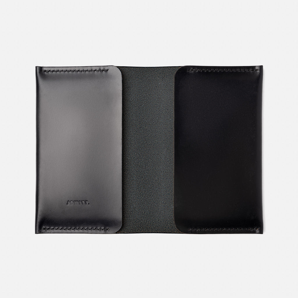 Passport 01 – Black